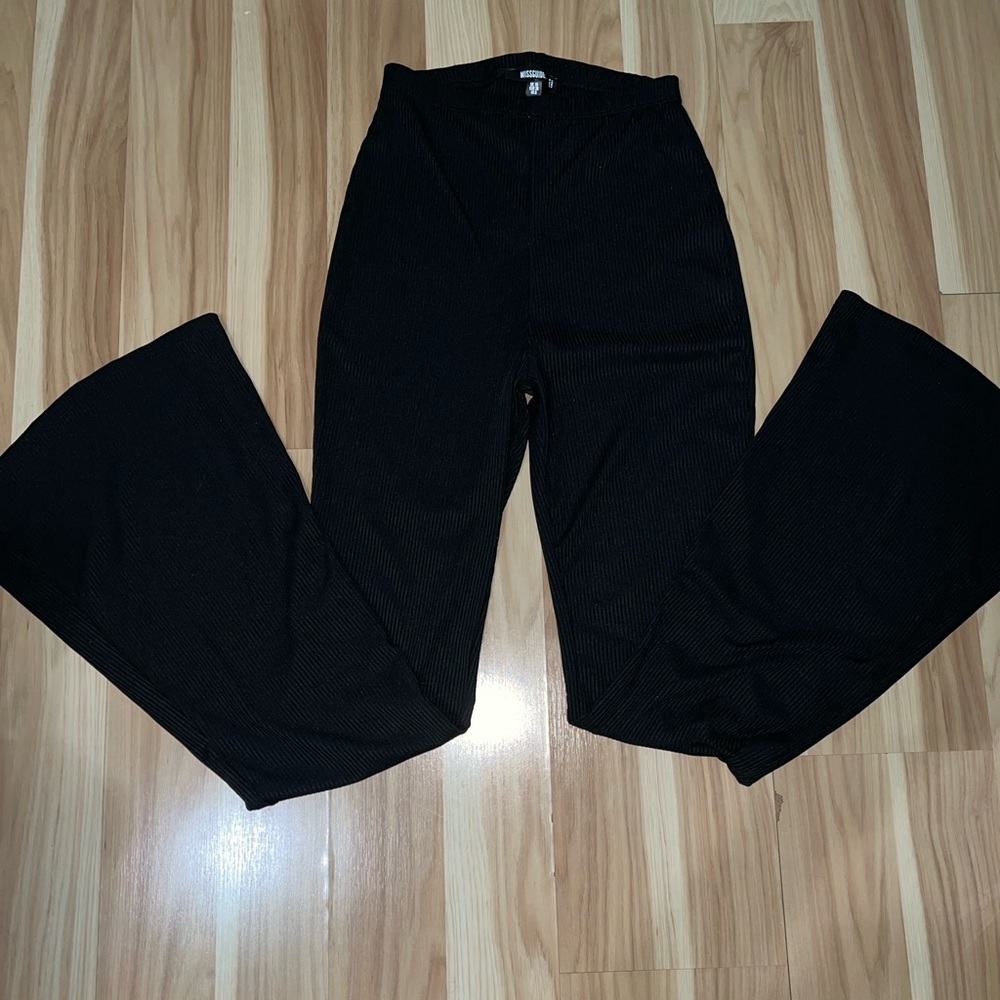 NWOT Missguided ribbed boot cut pants